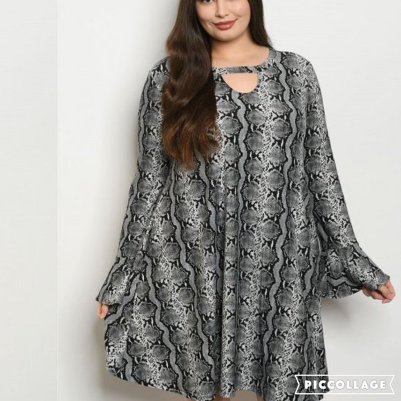 Pink Peplum Boutique Dresses & Skirts - PLUS SIZE Grey snake skin dress w bell sleeves